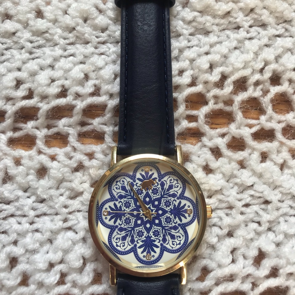 New blue ratro patterned watch